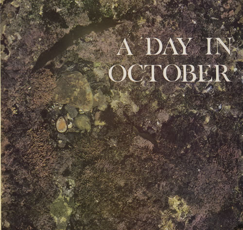 A Day in October / Un Jour En Octobre
